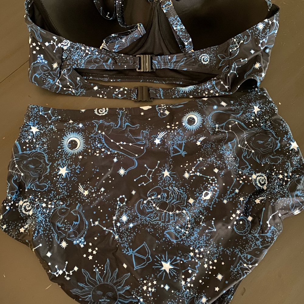 Two Piece Bathing Suit - Picture 6 of 7